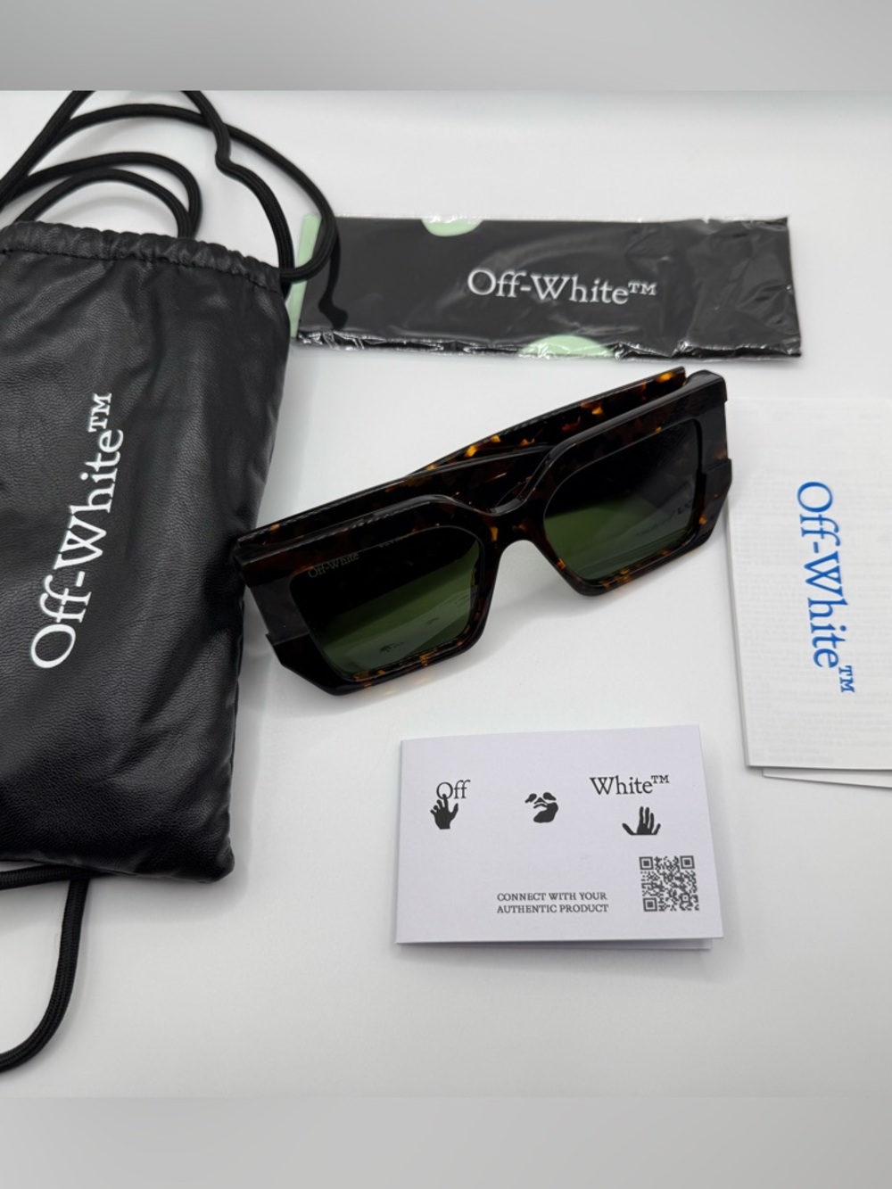 Brand New Authentic Off-White OERl1486055 Tortoiseshell Square Sunglasses